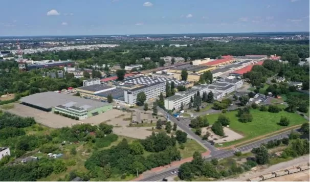 Peakside and Partners Group provide a warehouse in Warsaw for Polish Red Cross to help Ukrainians