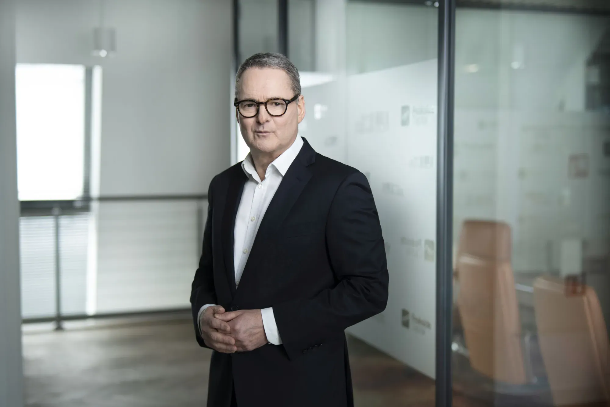 Peakside Capital Advisors powołuje Stevena Davisa na stanowisko Dyrektora Zarządzającego na region Europy Środkowo-Wschodniej