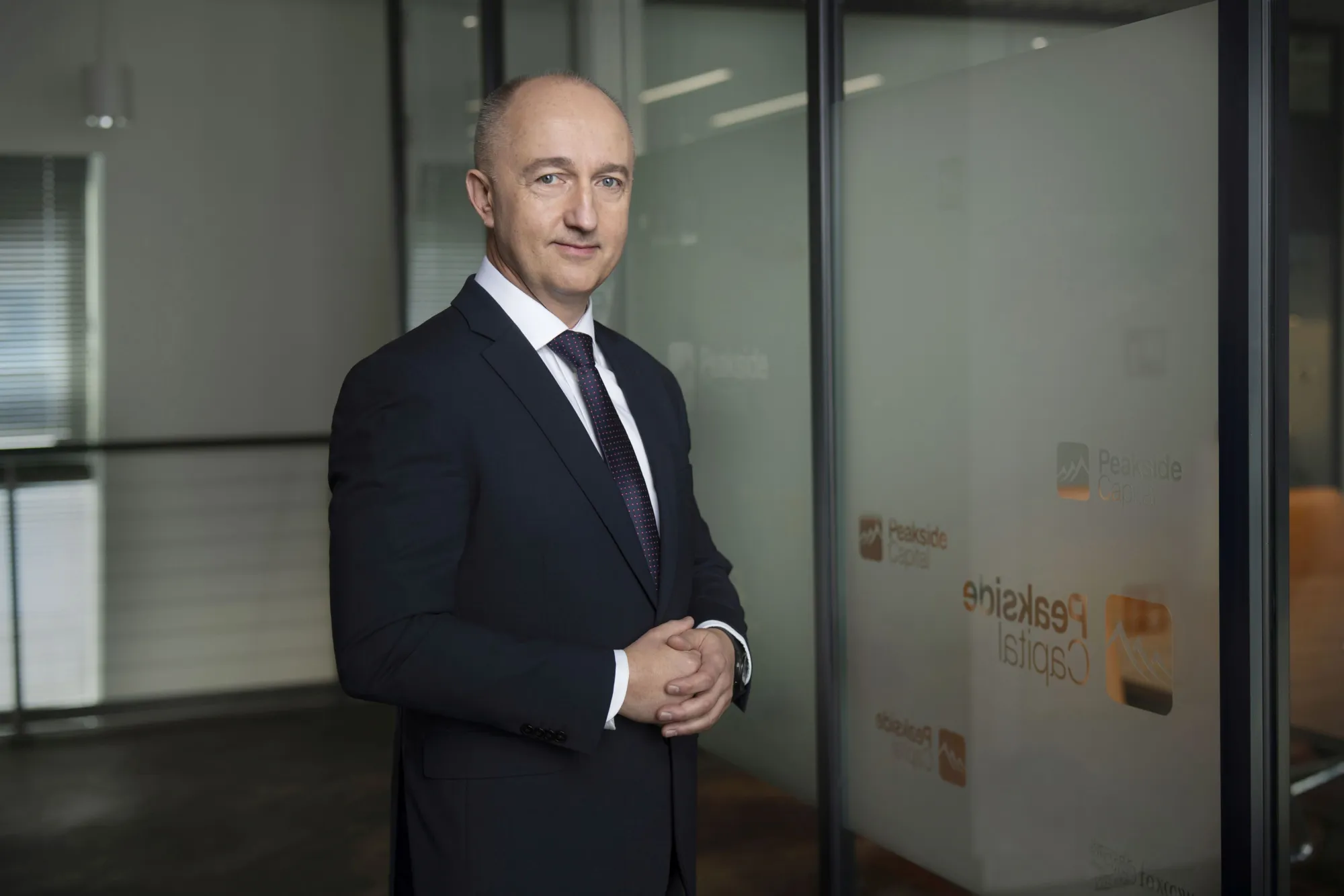 Krzysztof Godleś dołącza do zespołu Peakside Capital Advisors